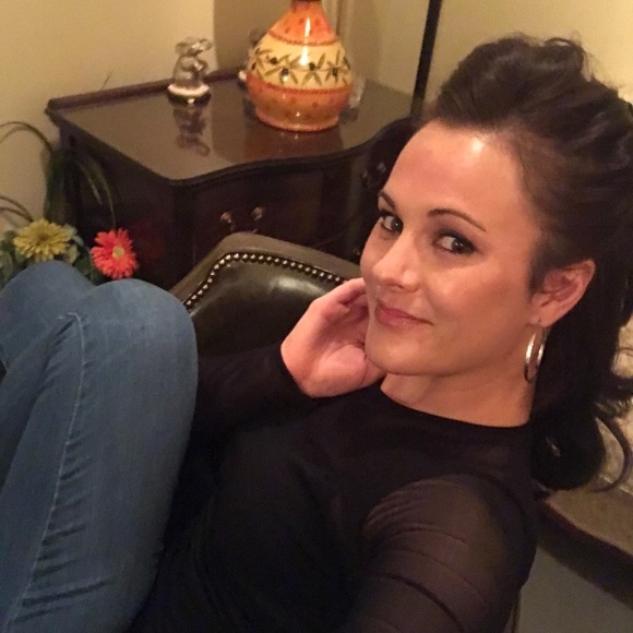 Kimberlee - Picture 8 of 8